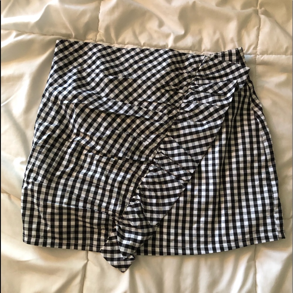 Lulu’s Mini Skirt